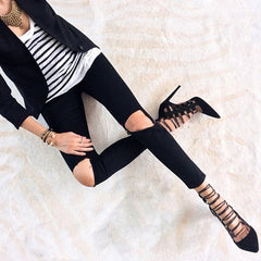 Flock-Pumps mit Bandage-Schnürung und hohem Absatz