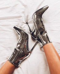 Botines de tacón alto y piel cálida