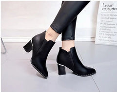 Britische Stil High Heels Stiefel mit Nieten