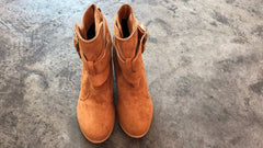 Botines de tacón medio de piel suave