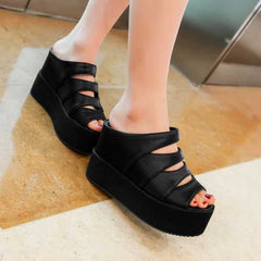 Lässige Plateau-Flip-Flops für Damen