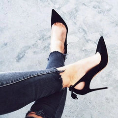 Zapatos de tacón alto con lazo y efecto flocado