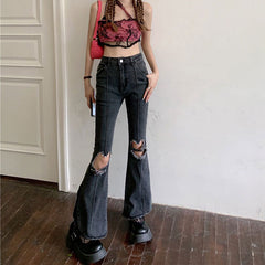 Schlagjeans im Grunge-Stil mit Herzausschnitt