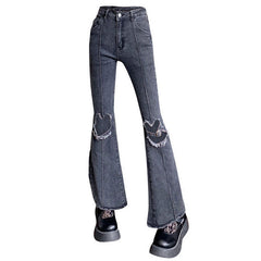 Schlagjeans im Grunge-Stil mit Herzausschnitt