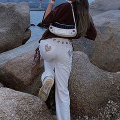 Cargo-Jeans mit Herz-Stickerei