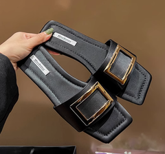 Sandalen aus echtem Leder