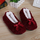 Pantuflas de felpa suave y cálida para el hogar