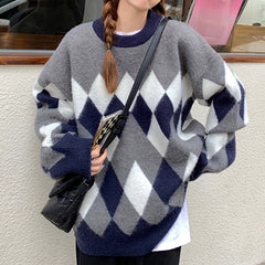 Mokkafarbener, flauschiger Pullover mit Argyle-Muster