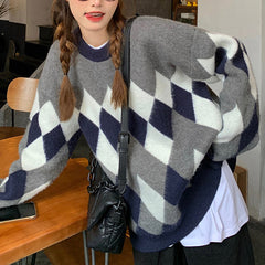 Mokkafarbener, flauschiger Pullover mit Argyle-Muster