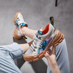 Zapatillas casuales con cordones