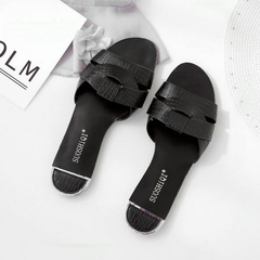 Chanclas planas casuales