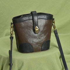 Lindos bolsos tipo cubo de piel de vaca