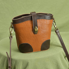 Lindos bolsos tipo cubo de piel de vaca