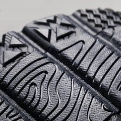 Sportliche Laufschuhe mit Dämpfungskissen