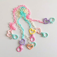 Pastellfarbene Gesichtsmaskenhalterkette