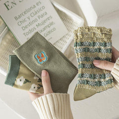 Pastellgrüne Ästhetik Socken