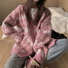 Rosa Strickjacke mit Argyle-Muster