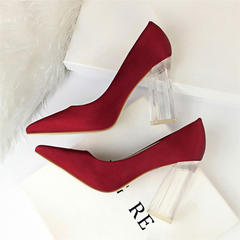 Satin Pumps mit transparentem Absatz