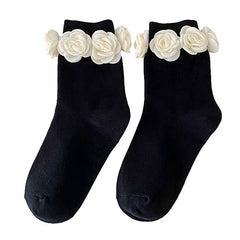 Gerippte Socken mit Rosen