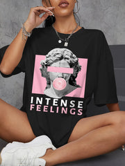 Camiseta gráfica extragrande para mujer "Intense Feelings"