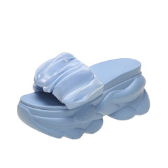 Sandalias de plataforma de una sola banda de seda para mujer