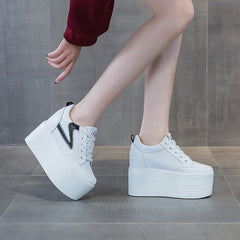 12 cm hohe Keilabsatzschuhe aus Leder für Damen