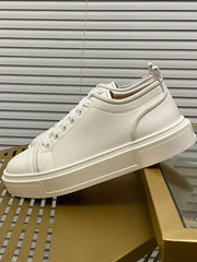 Elegant Sophistication White Leather Sneakers for Discerning Men