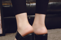 Slip-On-Sandalen aus Leder