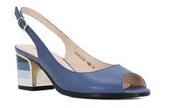 Klassische Sandalen mit Absatz aus echtem Leder