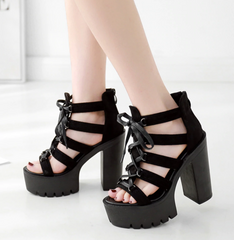 Sandalias de tacón alto con cordones