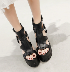 Sandalias de tacón alto con punta abierta