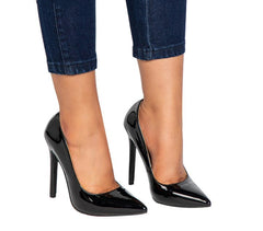 Zapatos básicos de tacón alto