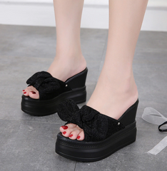 Lässige Schlupfsandalen