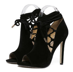 Stiefeletten mit Schnürung