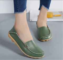 Zapatos planos casuales de cuero suave