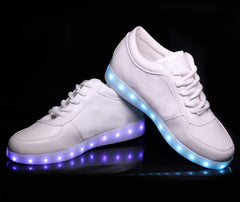 7 Farben leuchtende Schuhe