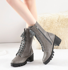 Botines de tacón alto con cordones