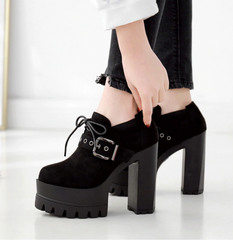 Weiche Lederpumps mit quadratischem Absatz