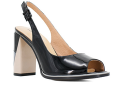 Sandalias altas de tacón de charol