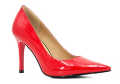 Pumps mit hohen, dünnen Absätzen