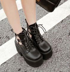 Botines con tacón cuadrado