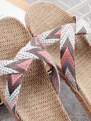 Rutschfeste Flip-Flops aus Flachs