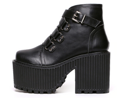 Botines de tacón alto con punta redonda