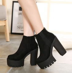 Botines de tacón alto