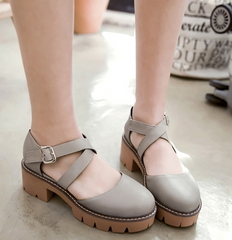 Sandalias con tacones cuadrados