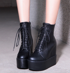 Botines con cordones