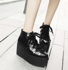 Botines con cordones