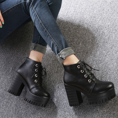 High Heels Schnürstiefeletten