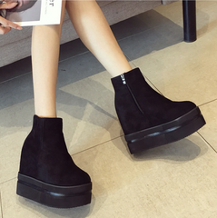 Botines de ante con tacón alto