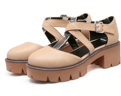 Sandalias con tacones cuadrados